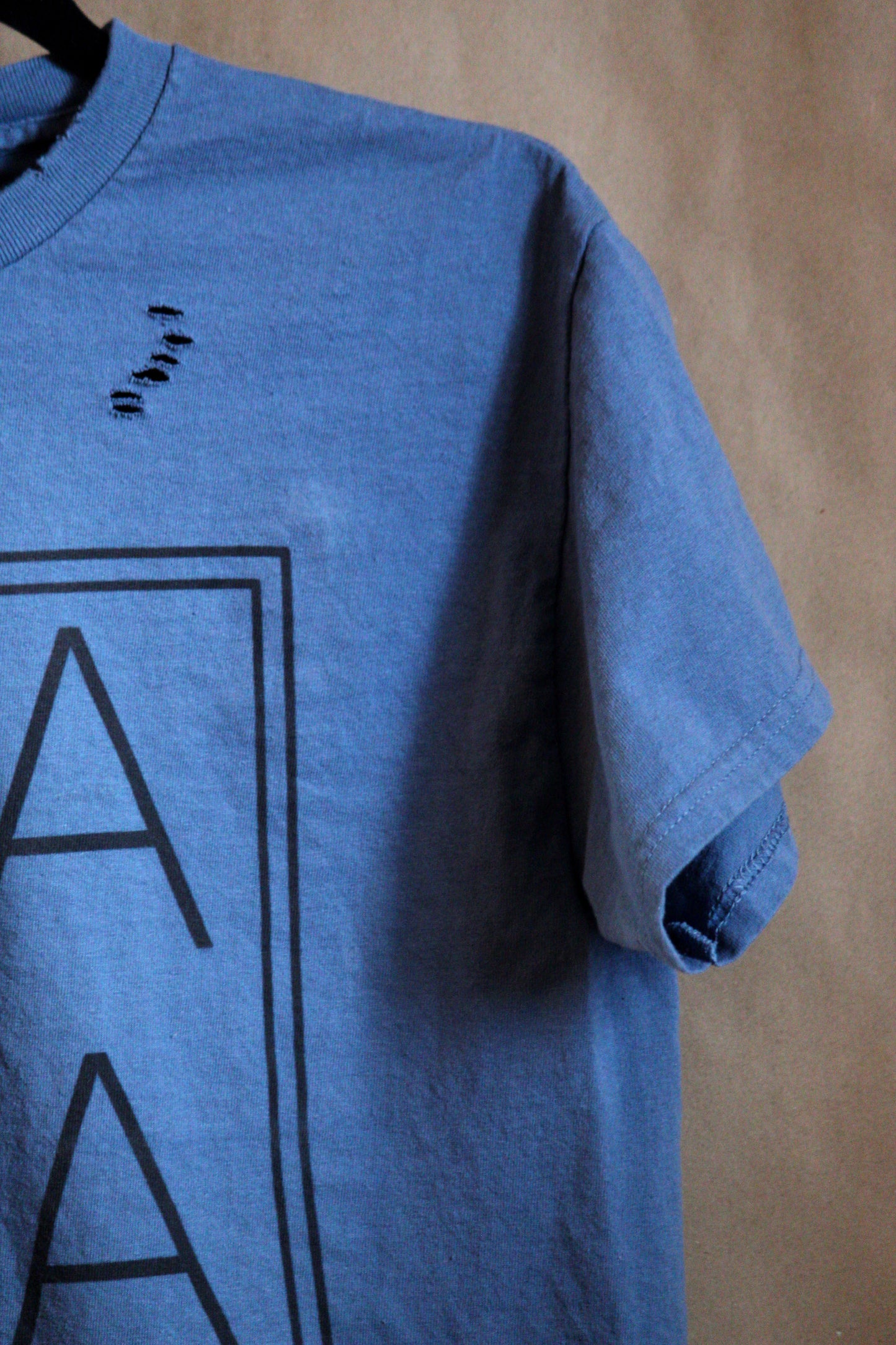 Minimalist MAMA Tee