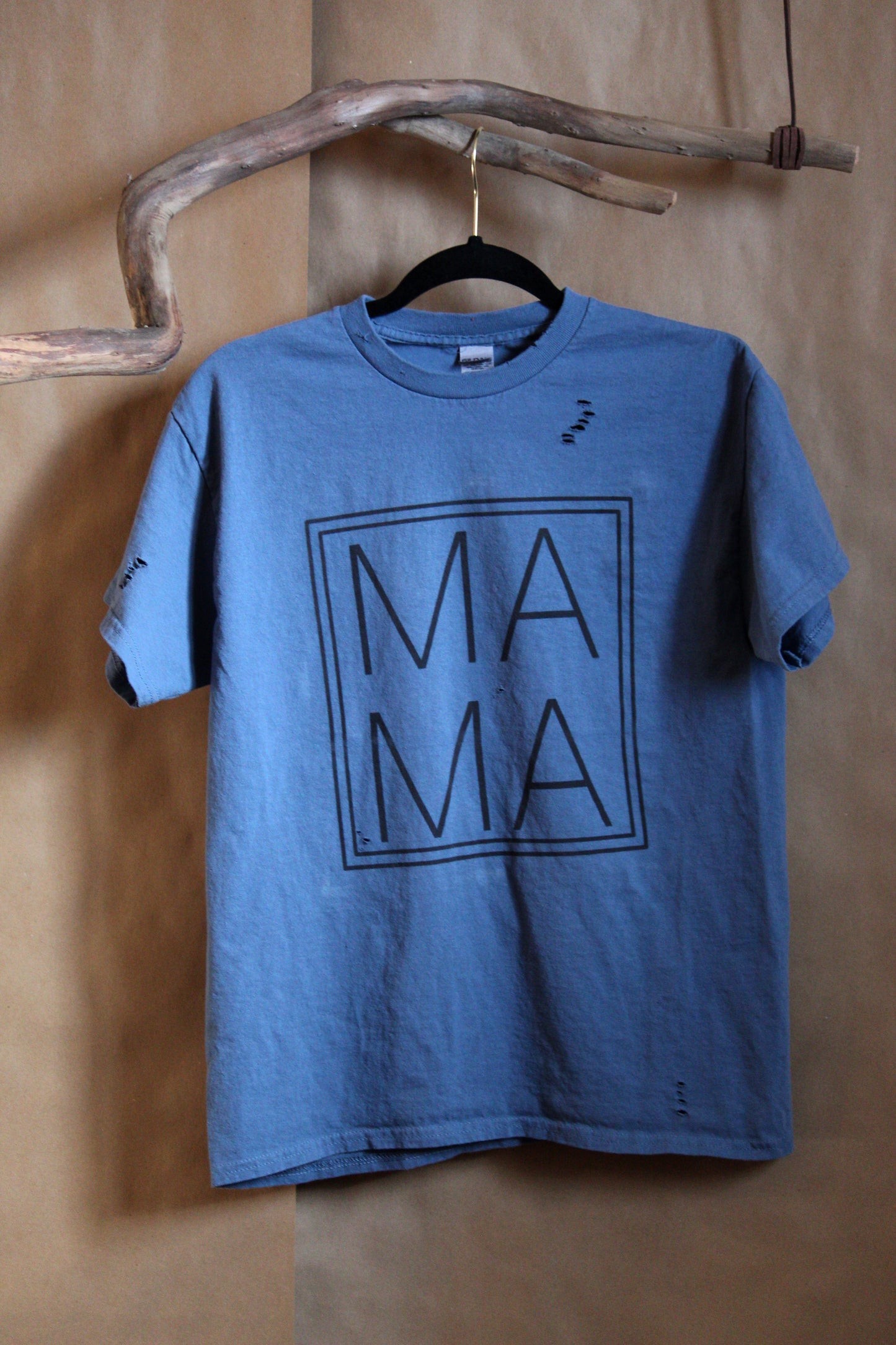 Minimalist MAMA Tee